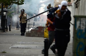 Aumenta a 34 los fallecidos por protestas en Venezuela