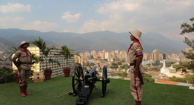 Se “esfarató” la campana del  Cuartel de la Montaña (Video)