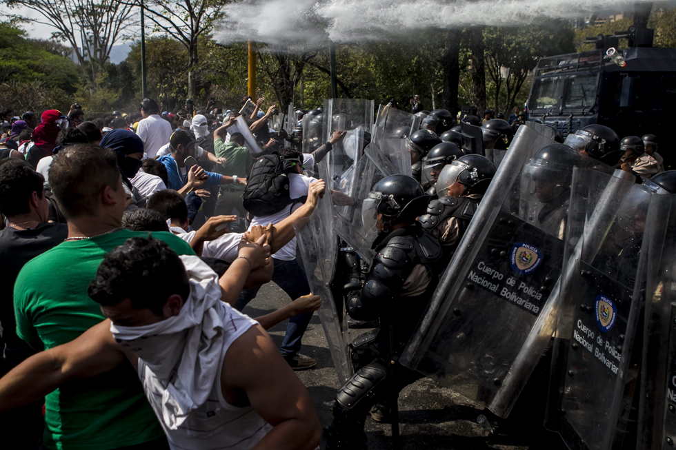 Amnistía Internacional pide respetar los derechos humanos de los venezolanos