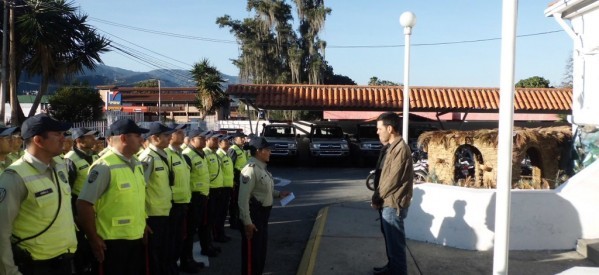 Encapuchados dispararon contra sede de la Policía Municipal en Mérida