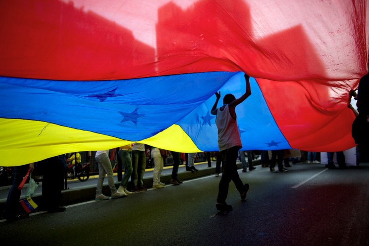 Gobierno venezolano se abre a mediación del Vaticano o Unasur