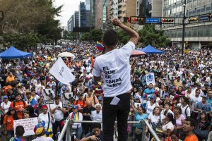 Convocan resistencia de 24 horas en Chacaíto (Video)