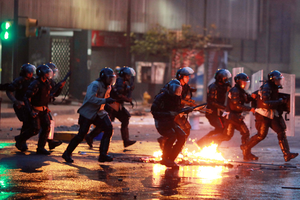 Detonaciones, perdigones y lacrimógenas le dan las “buenas noches” a Chacao #21A