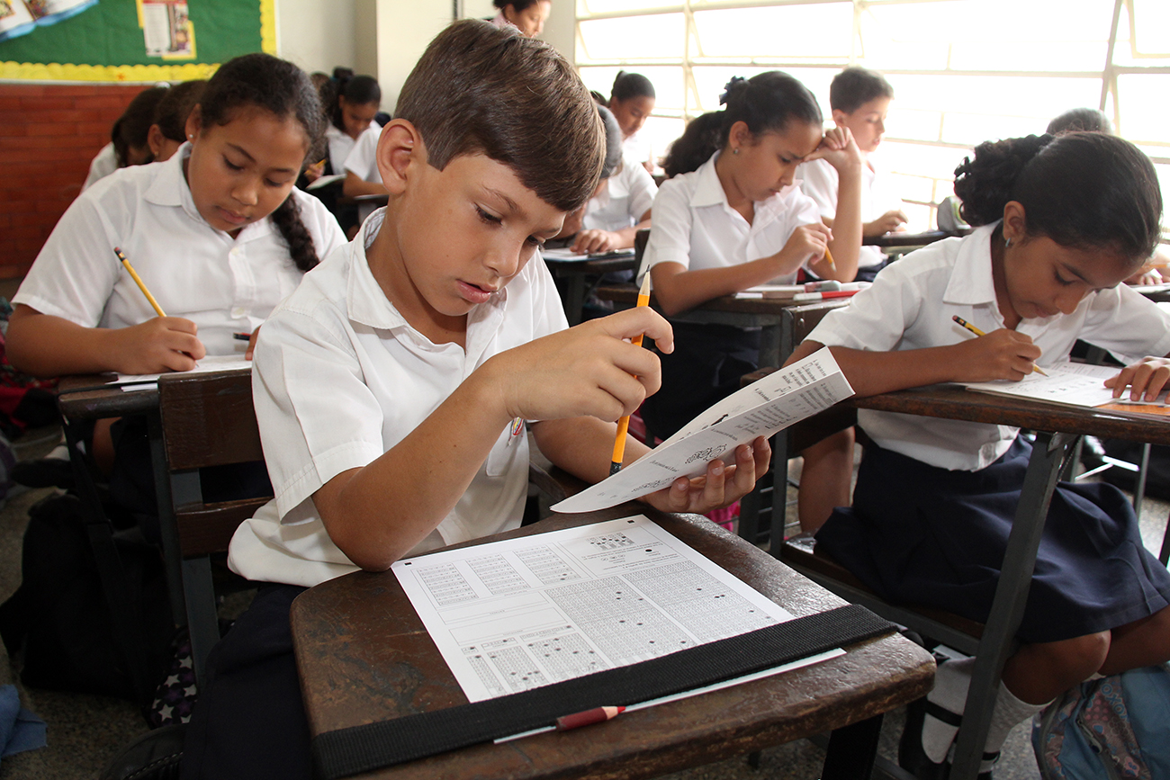 Niños baruteños muestran sus destrezas en Olimpiadas de Matemáticas 2014 (Fotos)