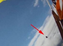 Increíble video del momento en que paracaidista escapa a un meteorito