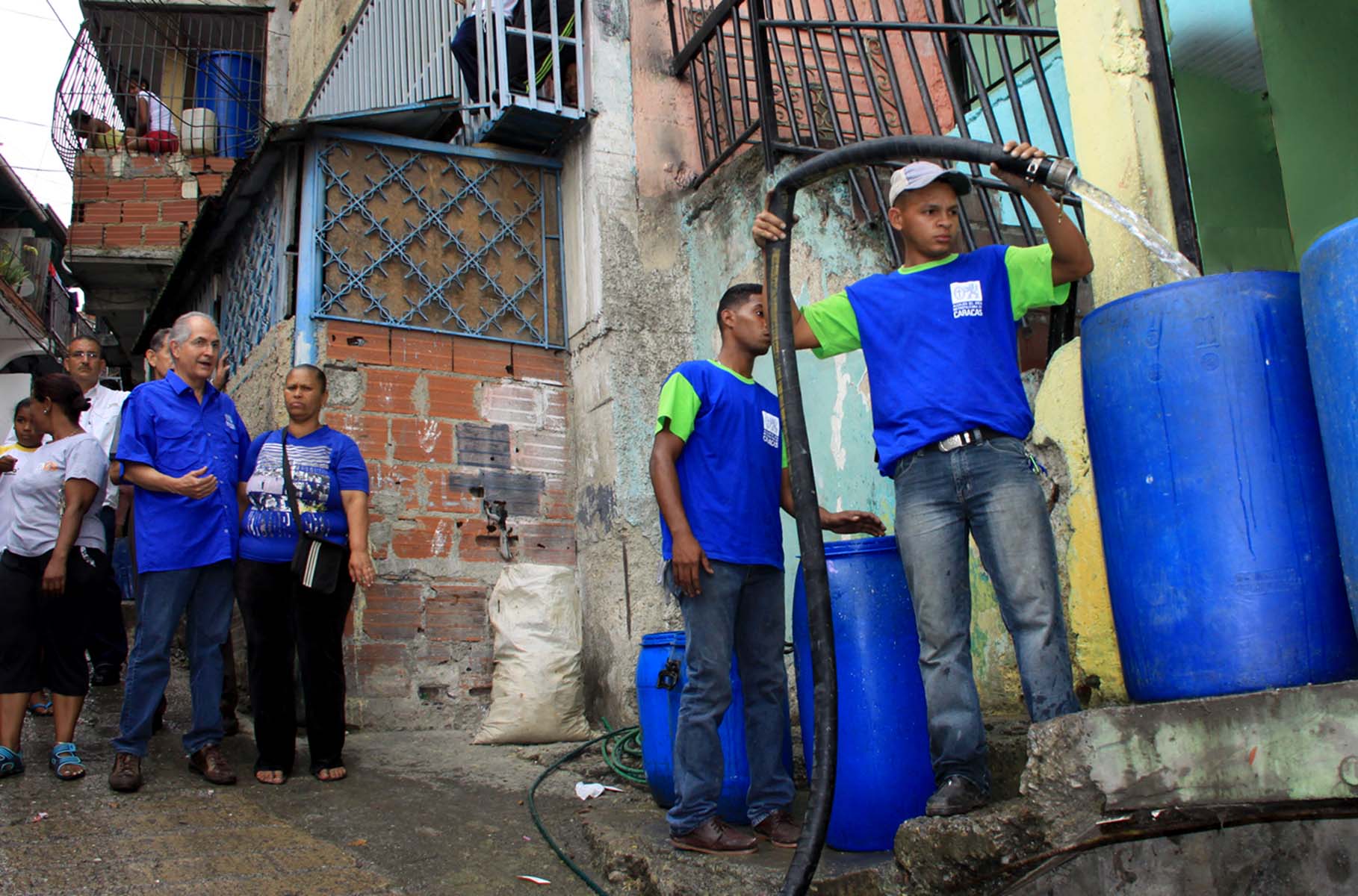 Más de 2 millones de litros de agua llegan a las comunidades caraqueñas