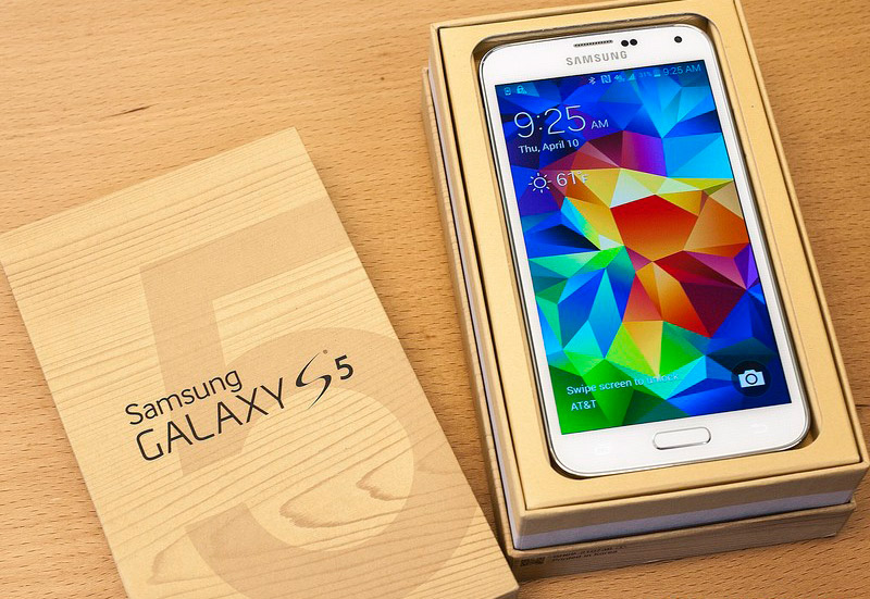 Samsung mejora el sensor dactilar y la cámara del Galaxy S5