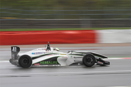 Brands Hatch el nuevo desafío de Borrelli