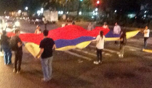 Manifestantes en El Cafetal continúan en resistencia #10Jun (Fotos)