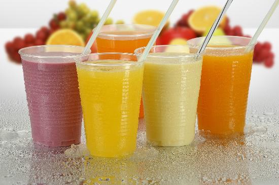 Jugos naturales en exceso son tan peligrosos como el refresco