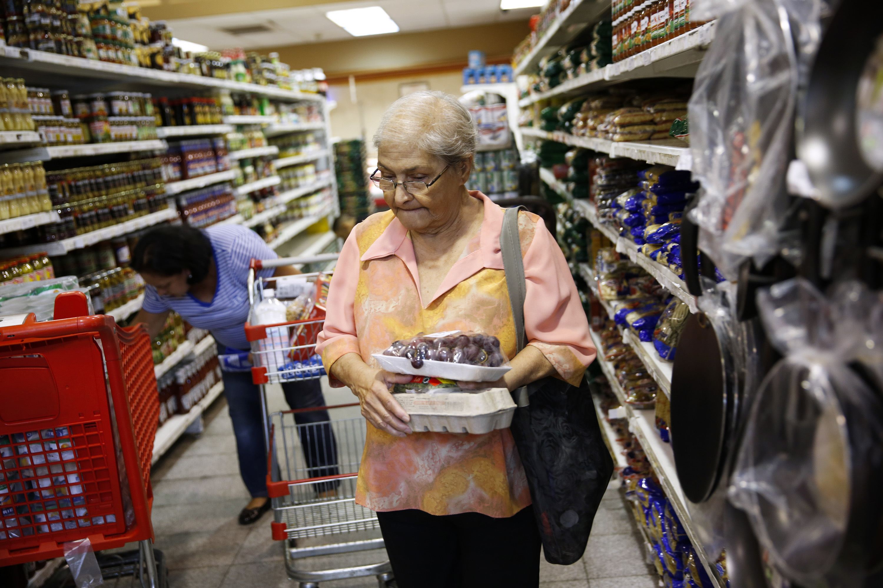 Aumento del 93% en un año registra la canasta básica venezolana (Bs. 24.541,63)