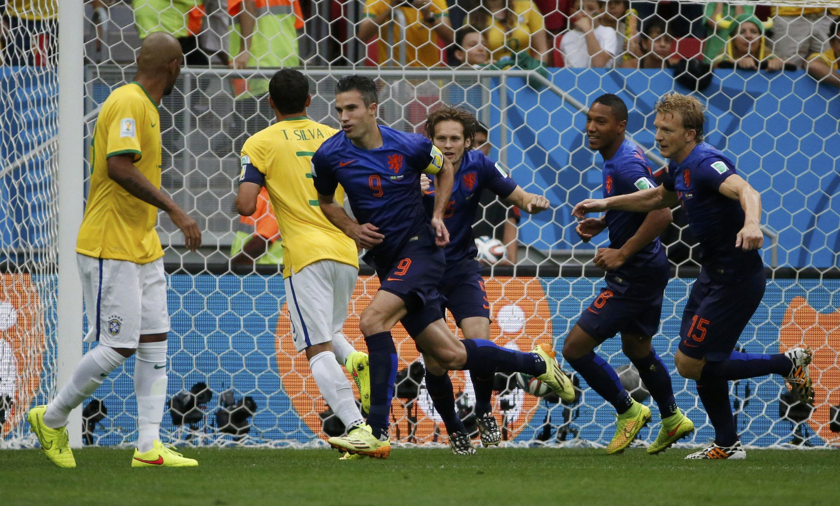 Holanda humilla a una Brasil sin fuerza en su defensa y se lleva el tercer puesto