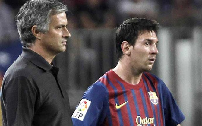 Mourinho sorprende hablando de Messi: “Presento mis respetos por lo que hizo”