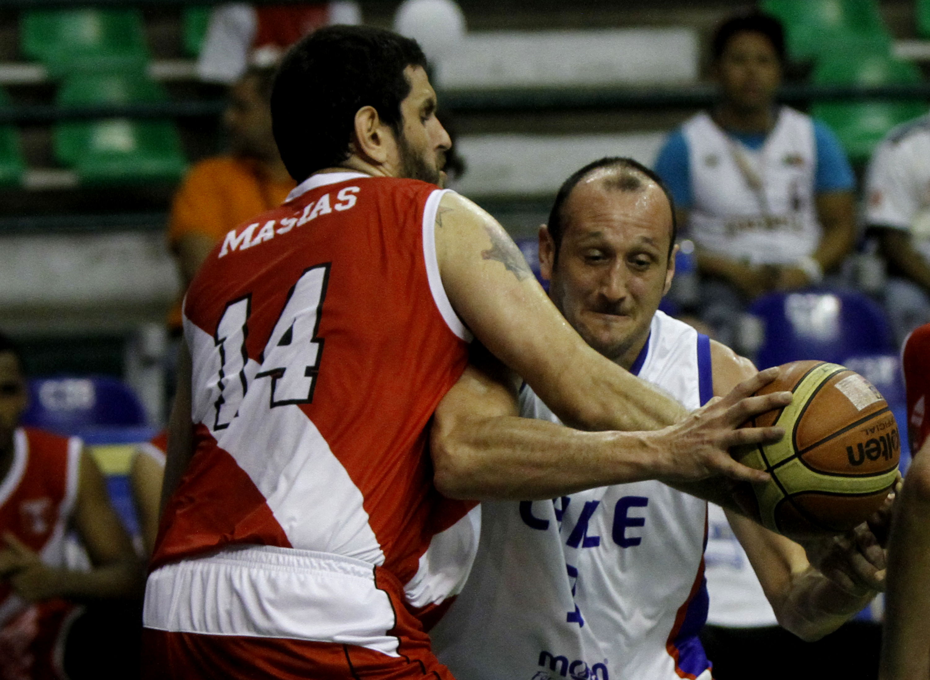 Chile derrotó a Perú en tercera jornada del Campeonato Suramericano de Baloncesto