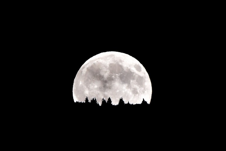 ¿Qué implicaciones tiene la superluna?