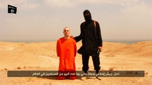 Twitter suspende cuentas que publican imágenes grotescas de decapitación de Foley
