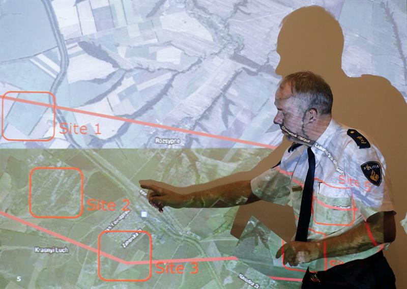Expertos holandeses y australianos localizan más restos en zona del siniestro