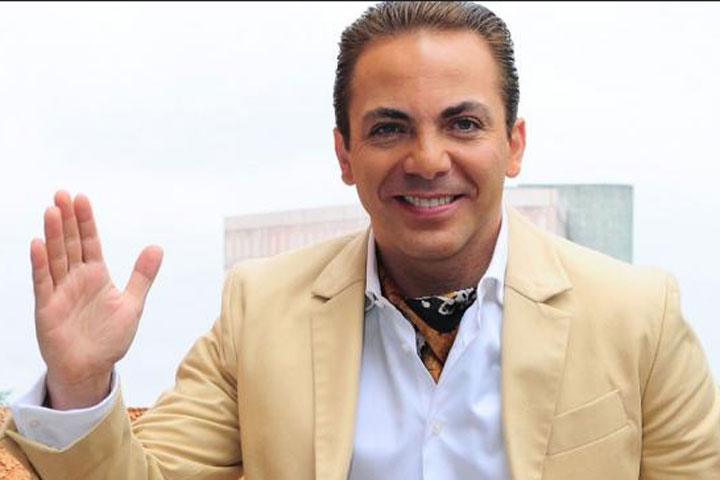 ¡Tiene nuevo amor! Capturaron a Cristian Castro muy enamorado (FOTOS)