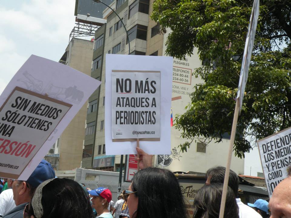 Periodistas exigen cese de agresiones y garantías al ejercicio de la profesión