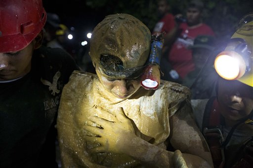 Rescatan a 22 de 26 mineros atrapados en Nicaragua