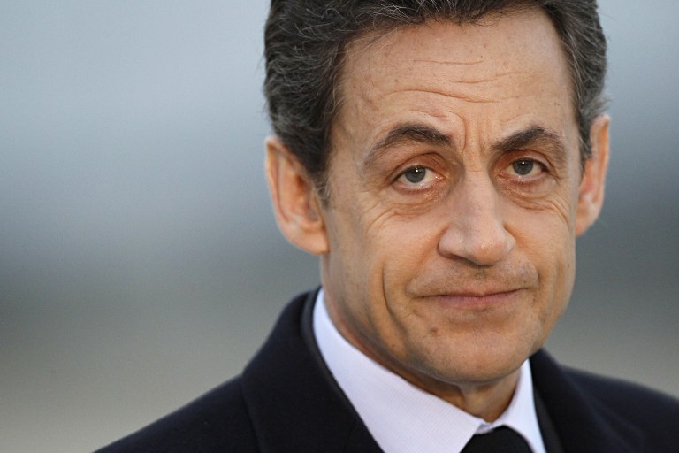 Sarkozy apoya al Gobierno y le pide “medidas fuertes contra el terrorismo”