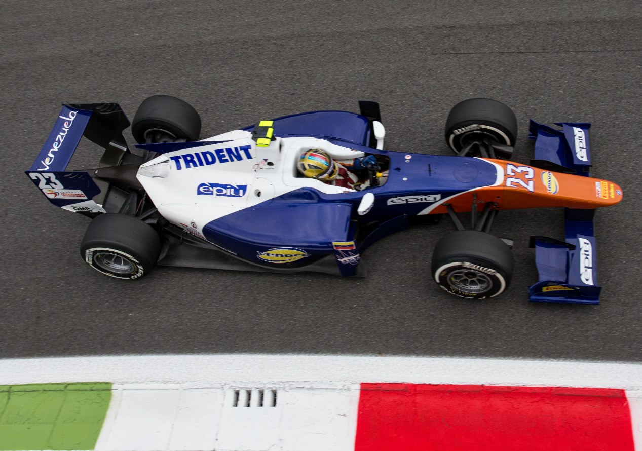 Johnny Cecotto remontó en Monza y sumó un punto