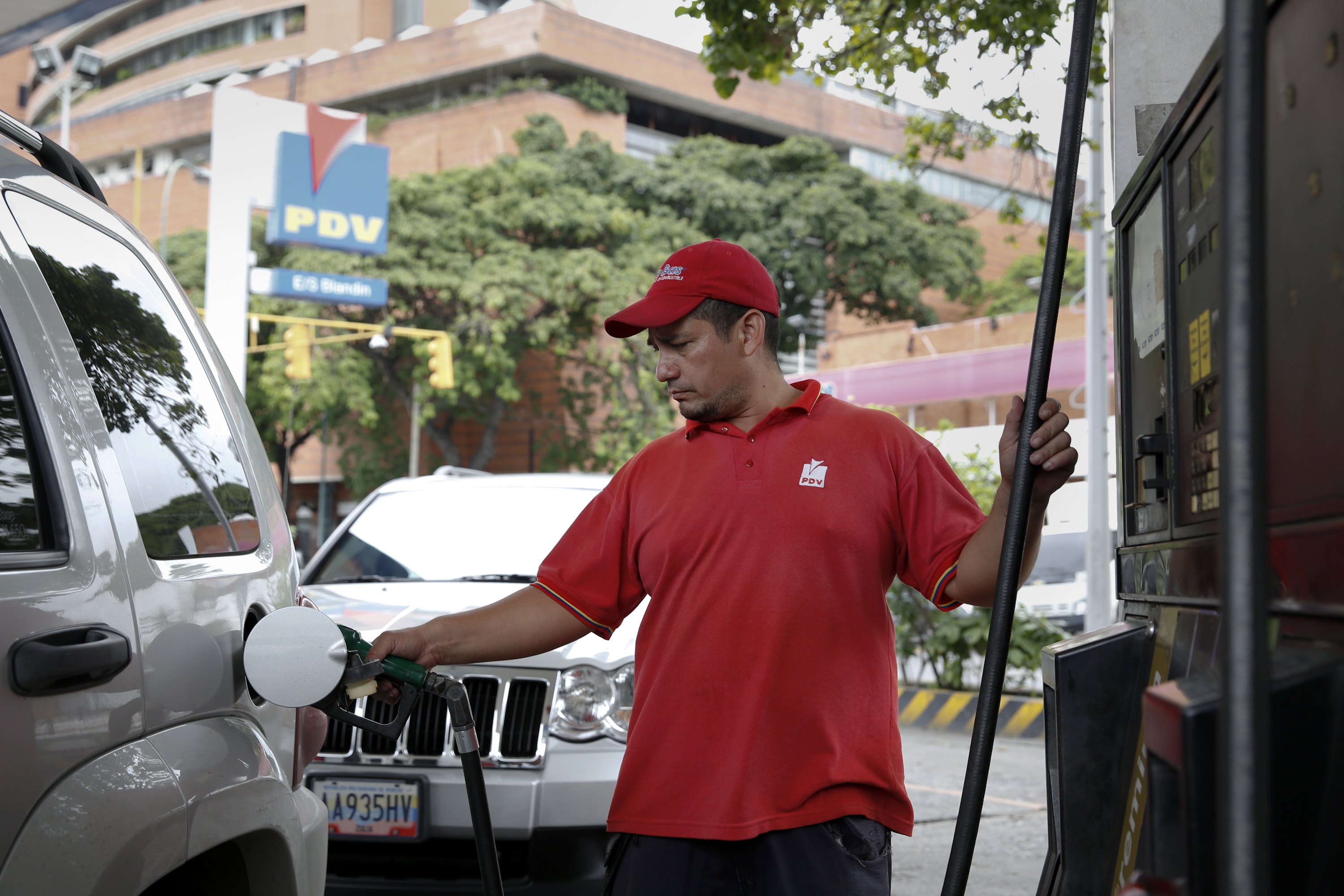 Maduro anuncia intervención “inmediata” de la Dirección de Mercado Nacional de Pdvsa