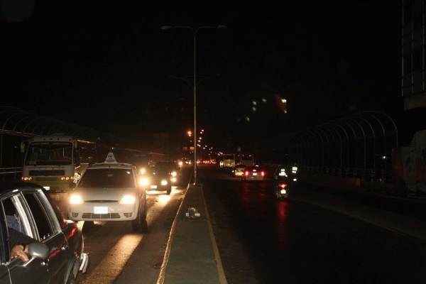 San Cristóbal de noche, una ciudad a media luz