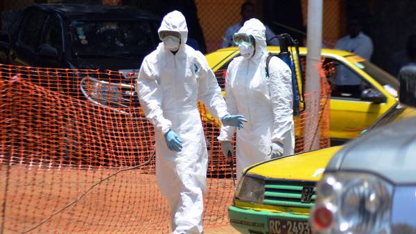 Illinois aislará a quienes hayan tenido contacto con enfermos ébola en áfrica