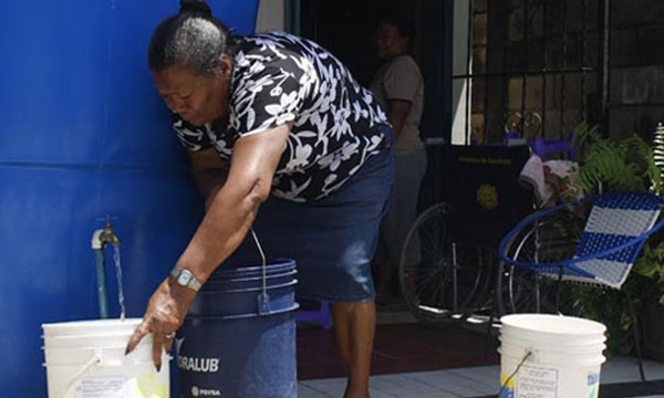 Varios sectores de El Tigre sin agua desde hace tres semanas