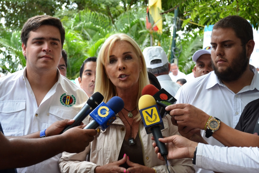 “San Nicolás Maduro le regala a Venezuela una triste Navidad”