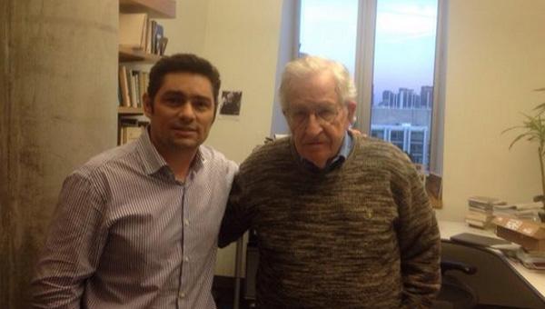 Noam Chomsky y expresidente Alejandro Toledo abogan por la democracia en Venezuela