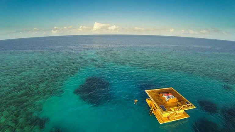Fascinante…  Deléitate con el primer hotel 5 estrellas debajo del mar en África (Foto + Video)