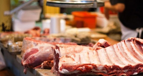 Pernil se consigue en 300 bolívares el pollo subió a 92 y los huevos se ofrecen al detal