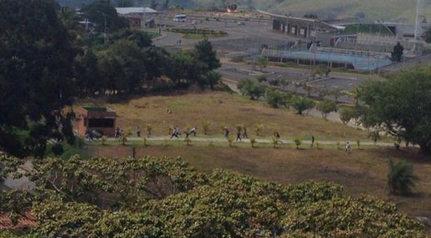 Reportan ataques a estudiantes de la Ucat en Táchira por parte de la GNB (Video)