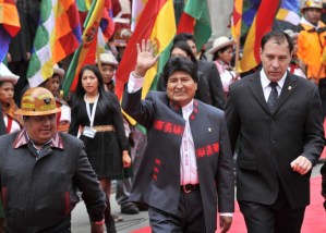 Evo Morales toma posesión para un tercer mandato hasta 2020 en Bolivia