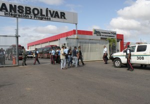 Trabajadores de Transbolivar se paralizan por despidos injustificados