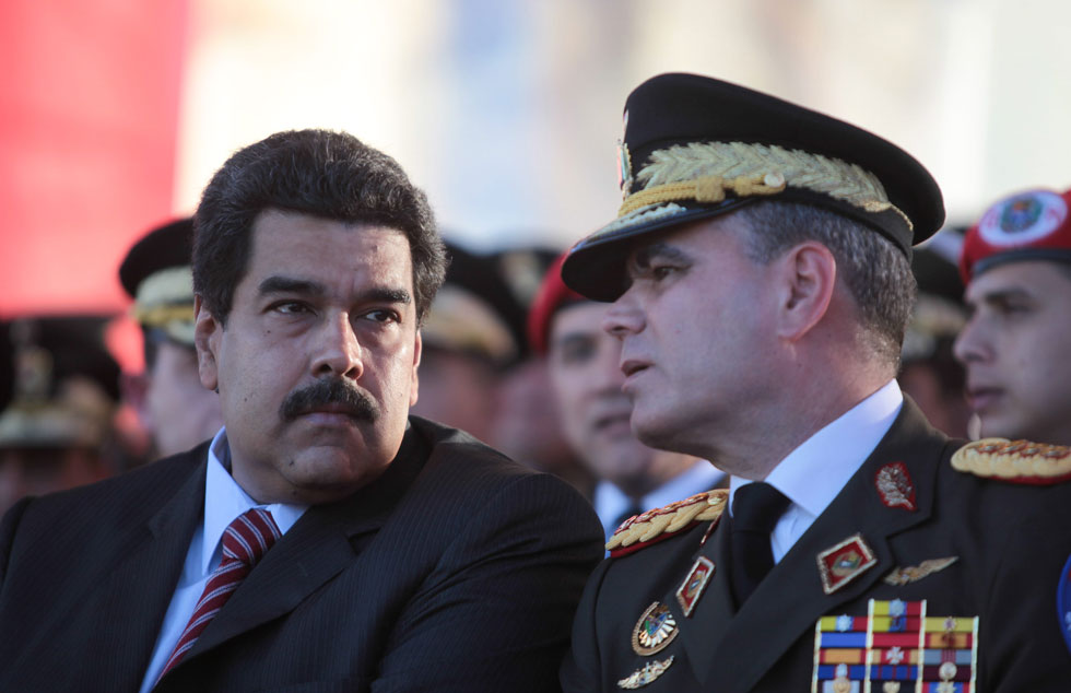 Solo Maduro podrá autorizar viajes al exterior de oficiales almirantes y generales