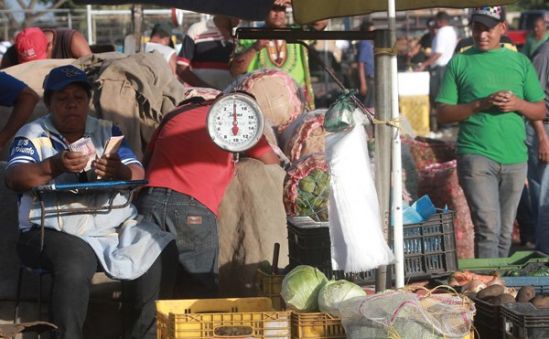 Carne de cerdo y aceite fueron los rubros más escasos durante enero en San Félix