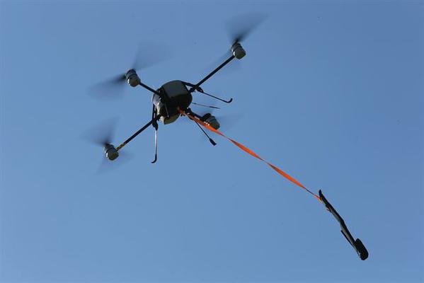 Liberan a tres periodistas de Al Yazira que hacían volar un dron en París