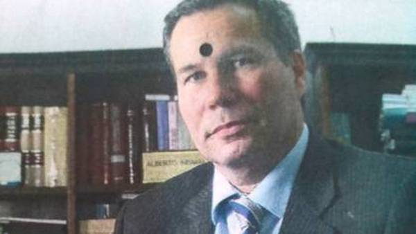 La exmujer de Nisman recibió una imagen con un disparo un día antes de su muerte