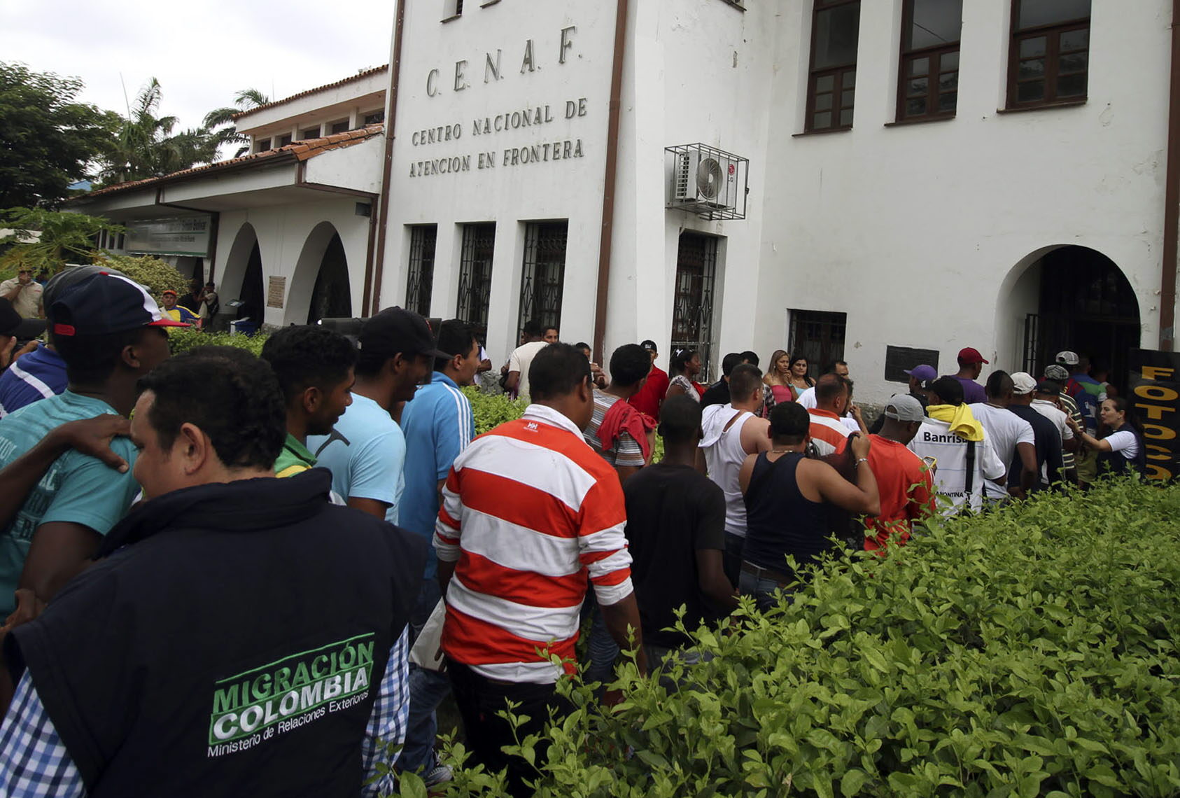 Van 2.039 colombianos deportados de Venezuela en lo que va de año