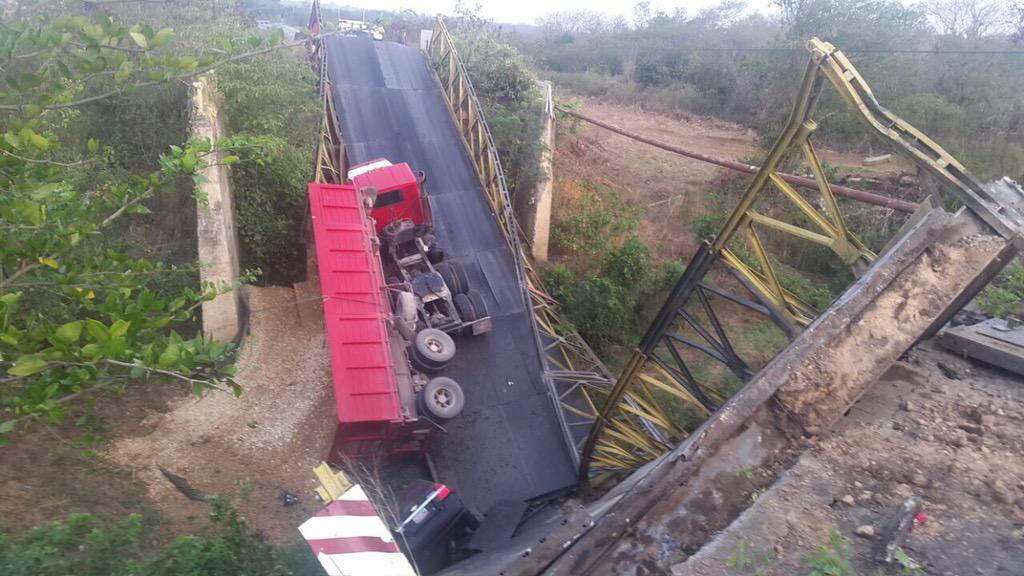 Se fracturó el puente de guerra en la Morón-Coro (Foto)