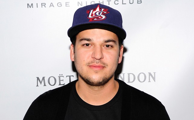 Familia de Rob Kardashian piensa que él necesita ayuda profesional