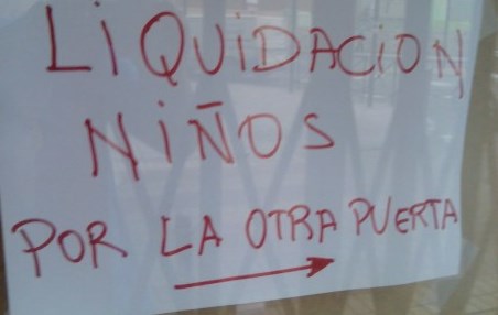 Encarcelan a mujer que vendió a su hijo en 28 dólares