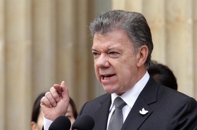 Santos insta a dejar de lado los “prejuicios políticos” en lucha antidrogas