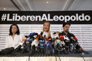 Lilian Tintori denuncia la falta de asistencia médica de López y Ceballos