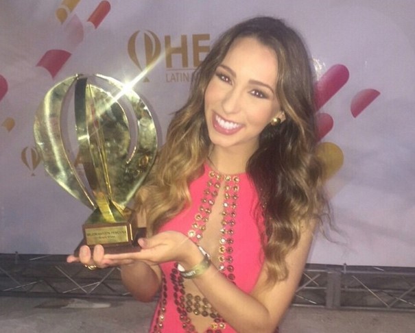 ¡Victoria para Venezuela! Anais Vivas, la Mejor Artista Femenina de los Premios Heat