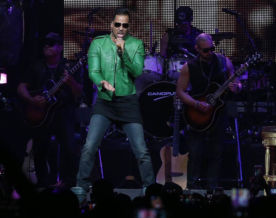 Romeo Santos causó verdadero furor en Miami