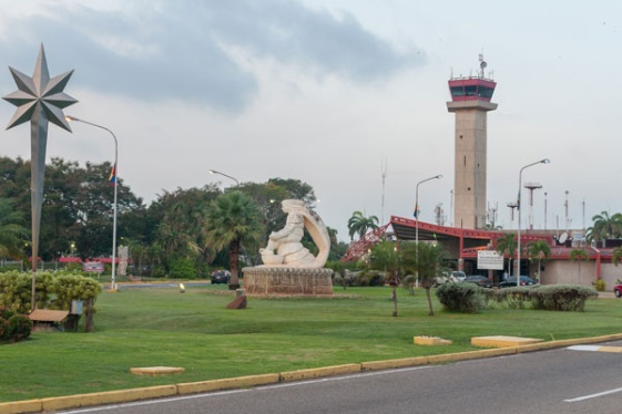 Avión de Copa Airlines cayó en aeropuerto de La Chinita